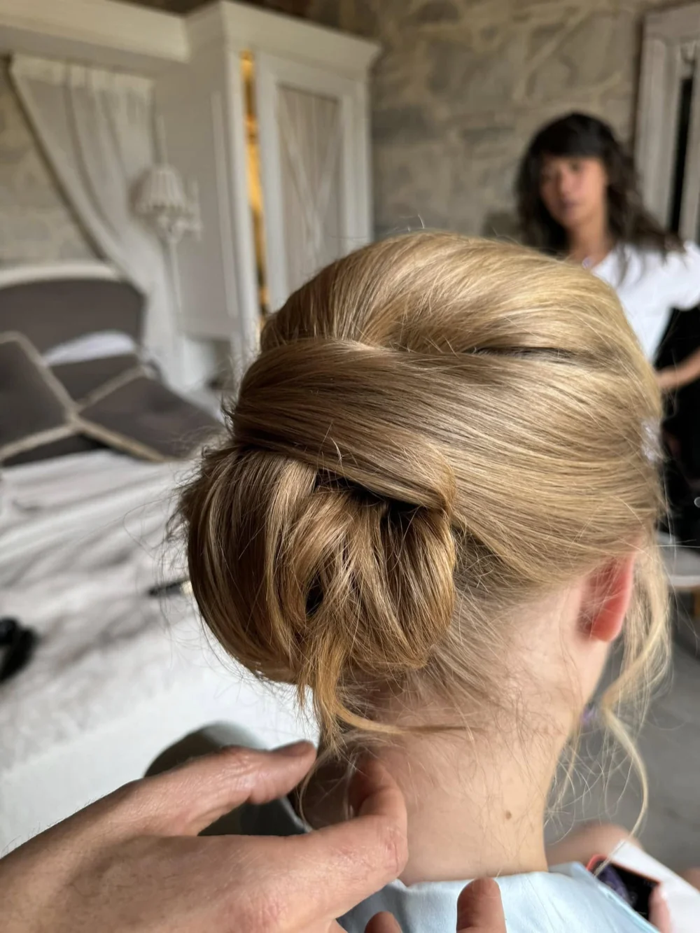 Dettaglio treccia romantica sposa — Hairforce Firenze